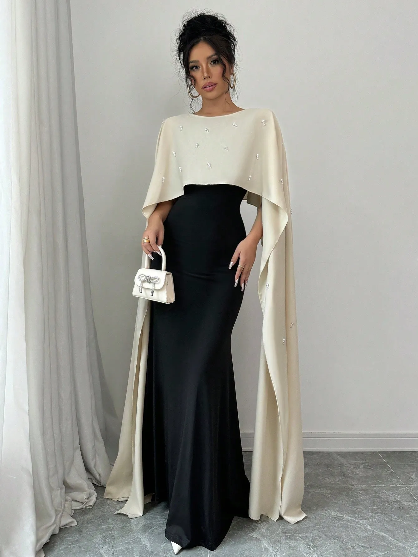 2-In-1 Splice Poncho & Beaded Accent Splice Dress Maxi Women Outfit