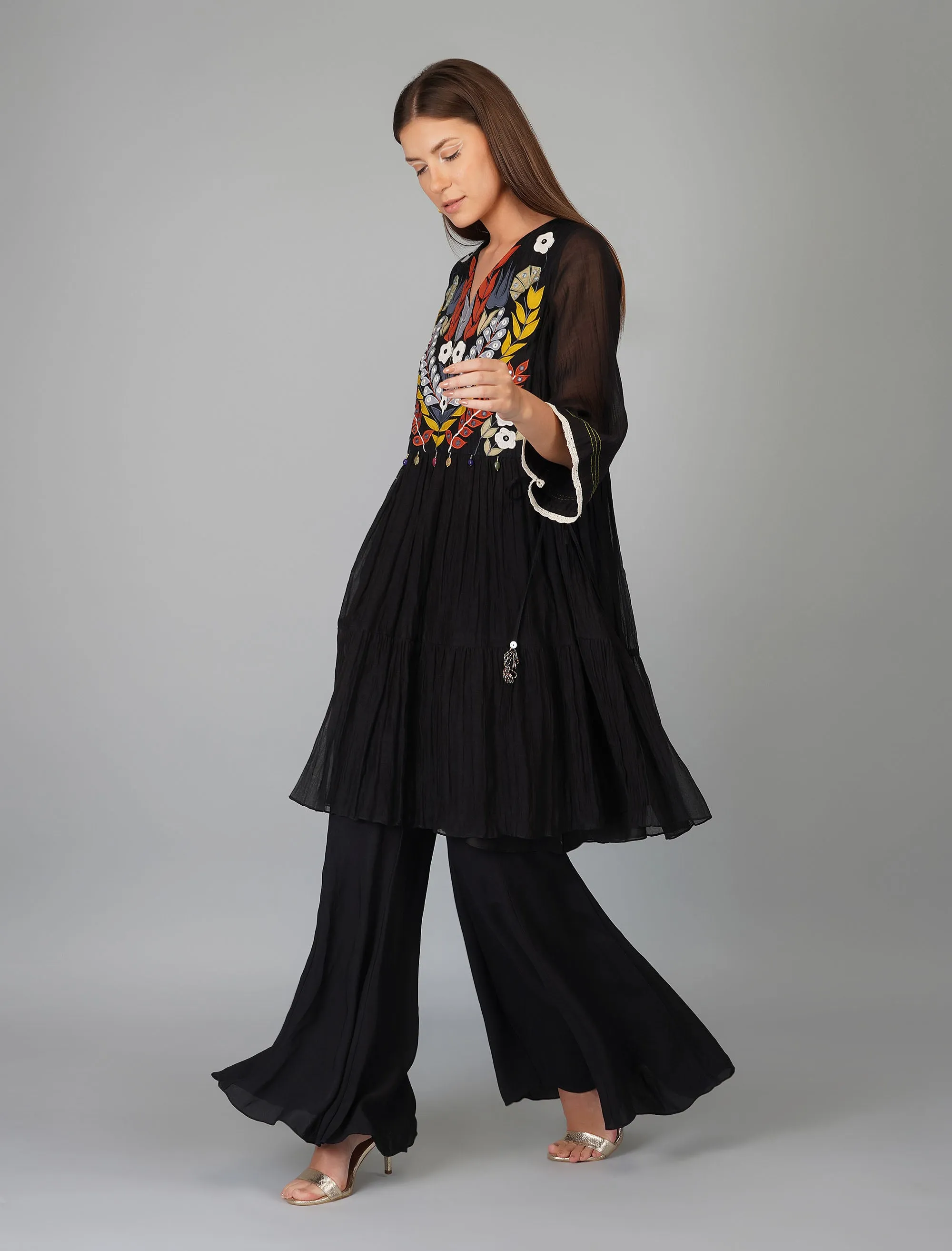 Applique Black Yoke Tiered Tunic Set