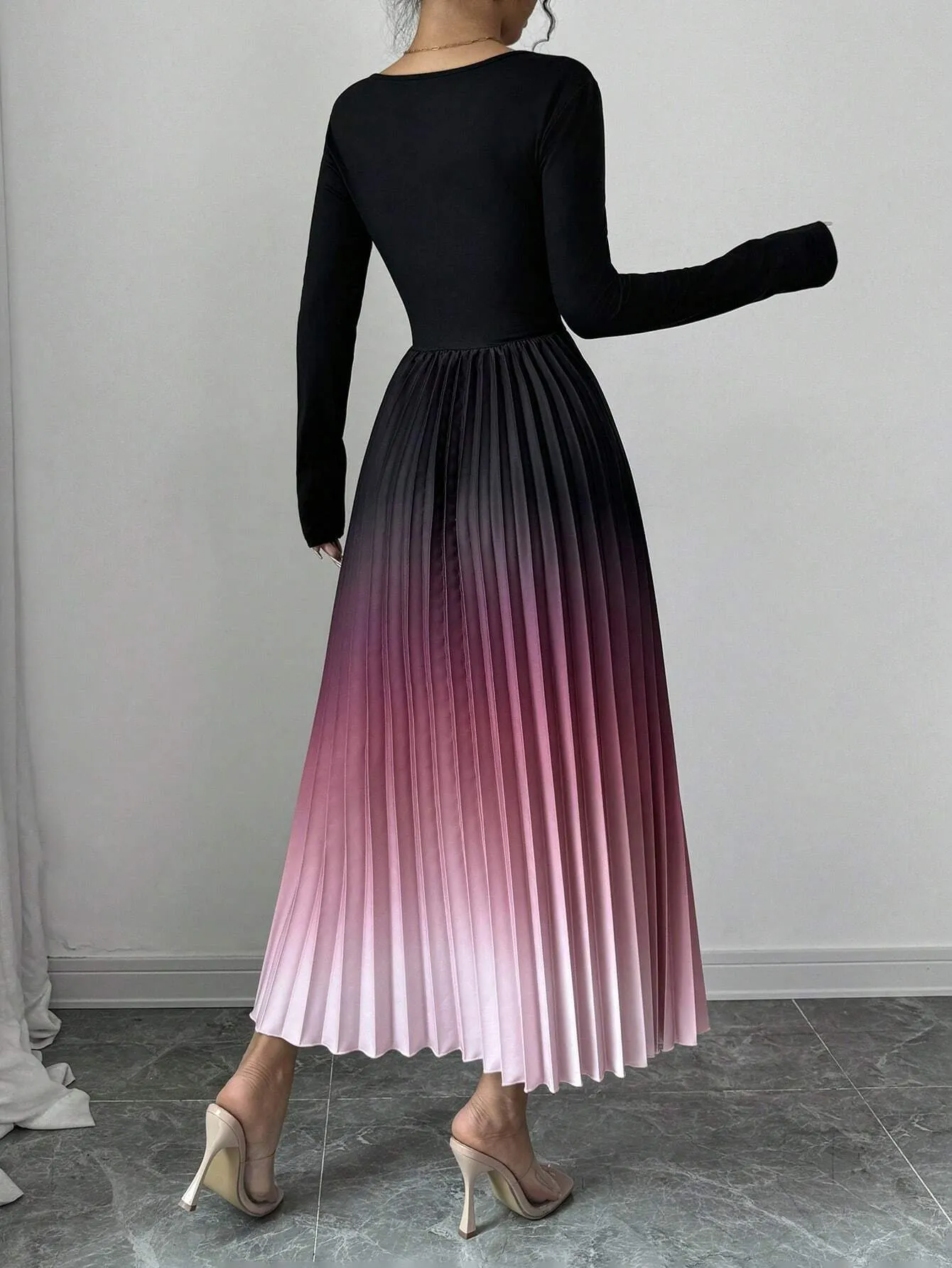 SHEIN Elenzga Ombre Color Elegant Dress With Burn-Out Pleated Design, Sexy Women Maxi Women Outfit
