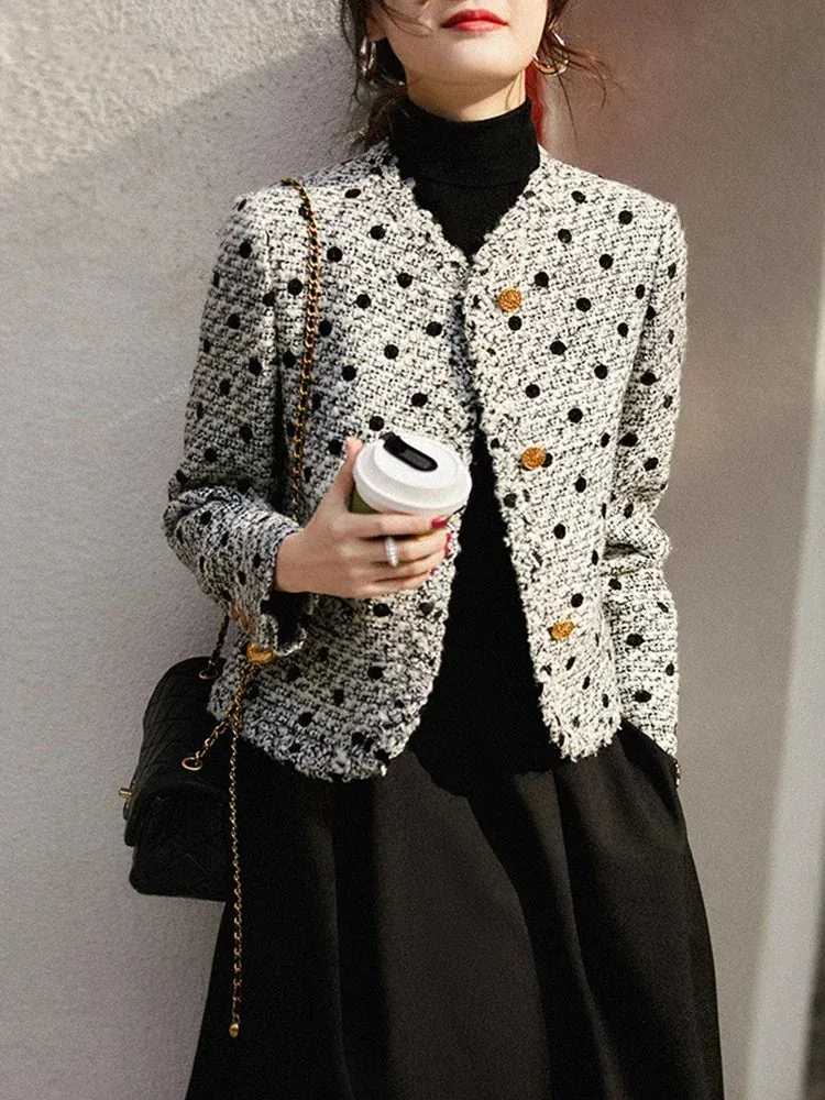 Vintage V-neck Korean Style Tweed Women's Wool Short Jacket: Classic and Elegant High Street Fashion for Autumn Winter